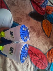 New Balance Men's White &amp; Blue Sports Shoes