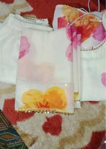 Elegant Floral Print Kurta Set