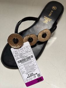 Stylish Black &amp; Gold Embellished Flip-Flops