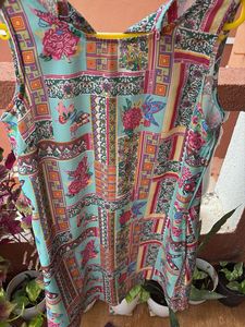 Vibrant print Sleeveless Dress with pock