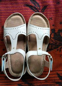 Stylish White Comfort Sandals