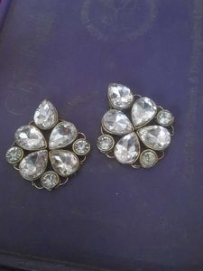 Sparkling Rhinestone Brooch Set