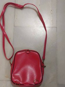Pretty Sling Bag Suitable For Girls/ Women
