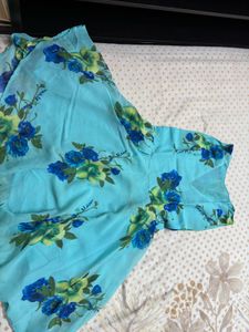 Blue Floral V-Neck Summer Dress with belt