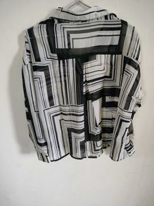 Chic Geometric Print Button-Up Shirt