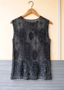 Pleated Graphic Print Sleeveless Top (Women)