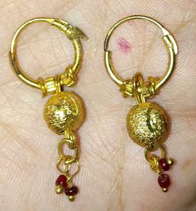 Exquisite Gold-Tone Kundan Jewelry Set