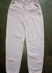 Light Wash Relaxed Fit Jeans