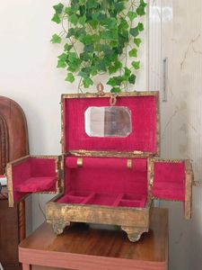Antique Brass make-up Box