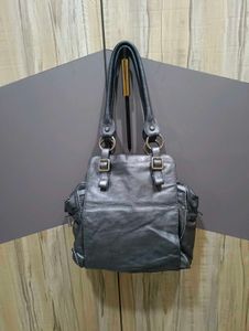 Stylish Grey Leather Shoulder Bag