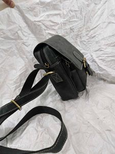 Vintage Style Leather Crossbody Bag