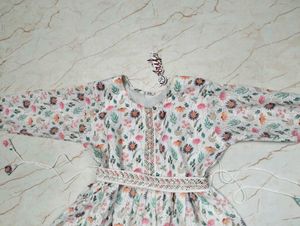 New with tag Chickonkuri Floral Print Midi Dress