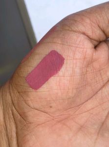 HYUE Liquid Lipstick - Pink