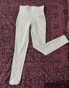 Grey White Line Jeggings