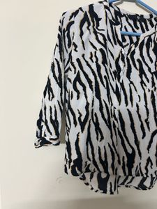 Stylish Zebra Print Button-Up Shirt