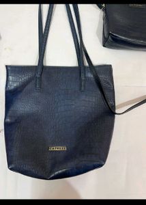 Caprese and mast &amp; harbour Tote Bags comb