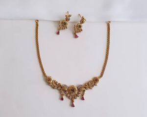 Exquisite Gold Plated Necklace & Earring Set
