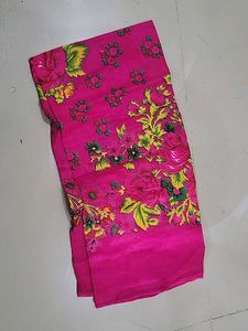 Vibrant Floral Print scaff