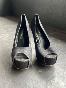 Regal Sparkly Peep-Toe Heels
