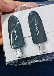 MAC Hair Clips - Set of 2