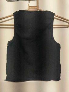 CLEARANCE Black Ribbed Crop Tank Top