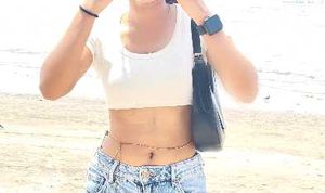 Cream Cropped T-Shirt