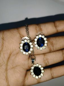 Elegant Blue Stone Necklace &amp; Earrings Set