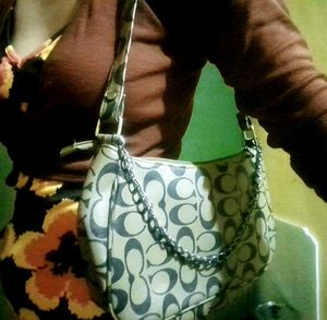Stylish Signature Print Shoulder Bag