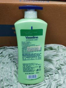 Vaseline Aloe Fresh Intensive Care Body Lotion