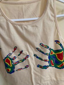 Hand thermal print tank top
