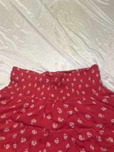 Red Floral Tiered Mini Skirt🌊🦩