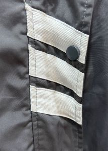 🔘Grey Athleisure Windbreaker – Comfortable &amp; Tren