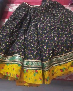 lehnga with chunri