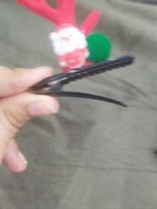 Festive Christmas Hair Clips (Pair)