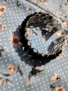 Elegant Black Beaded Bracelet