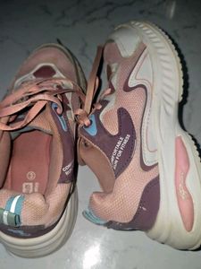 Comfortable Pink Running Shoes UK 3