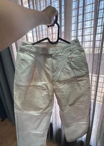 white Wide-Leg Pleated Trousers