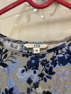 Cold Shoulder Crop Top