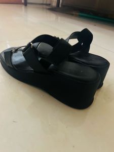 Black Flat Sandals