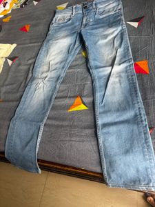 Light Wash Denim Jeans
