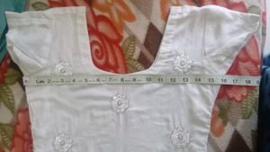 white kurti with dupatta