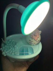 Cute kitty Table lamp