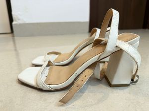 White used heels 39