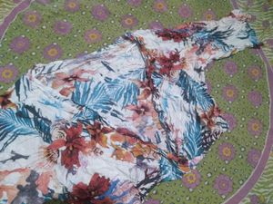 Vibrant Floral Print Kimono Top