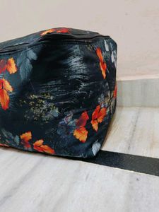 💝✨Stylish Leaf Print Storage Bag