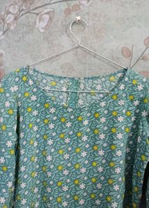 Green Floral Bell Sleeve Top