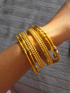 5 pcs Set of Elegant Gold Bangles