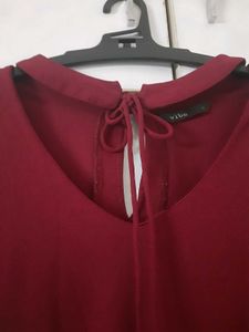 Women's Maroon Top L