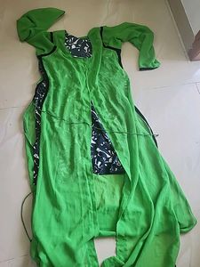 Vibrant Green Ethnic Kurta Set