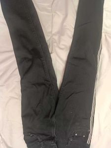 the jeans is for 8 or 9 years